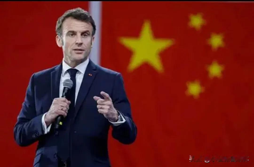 马克龙访华结束后，急急忙忙赶往伦敦商讨一件大事！12月6日，法国总统马克龙宣