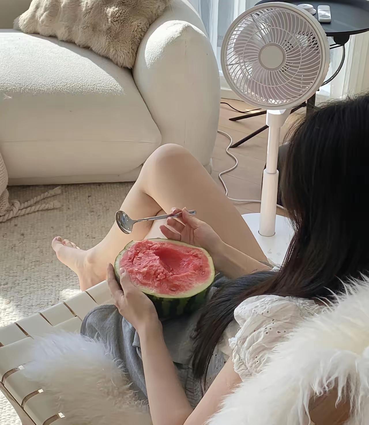 现在你姑娘年轻漂亮，男人会忍，哪一天你姑娘年龄大了，不漂亮了，男人会新帐旧帐一起