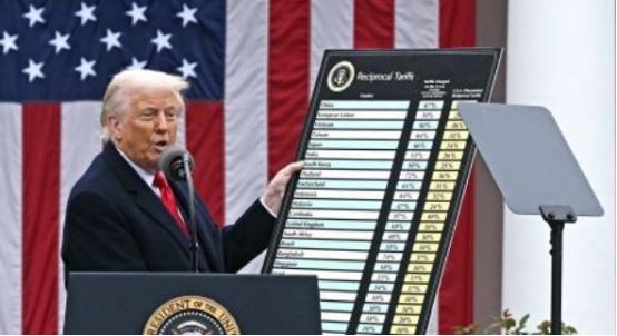 特朗普：古巴邀请中俄在其境内部署军事与情报设施，向古巴供油的国家将面临关税惩罚