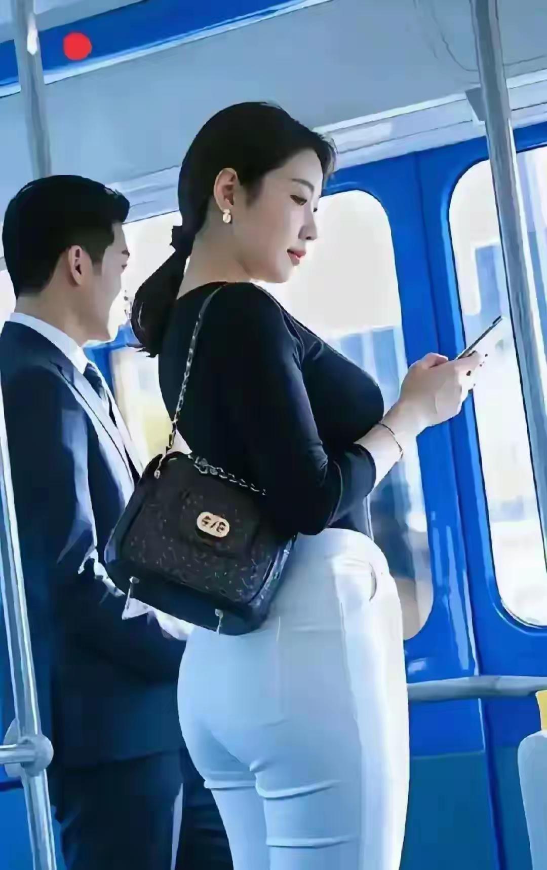 我实在理解不了我妹妹！我妹妹今年28了，每月工资8000，可她却把生活过成了这