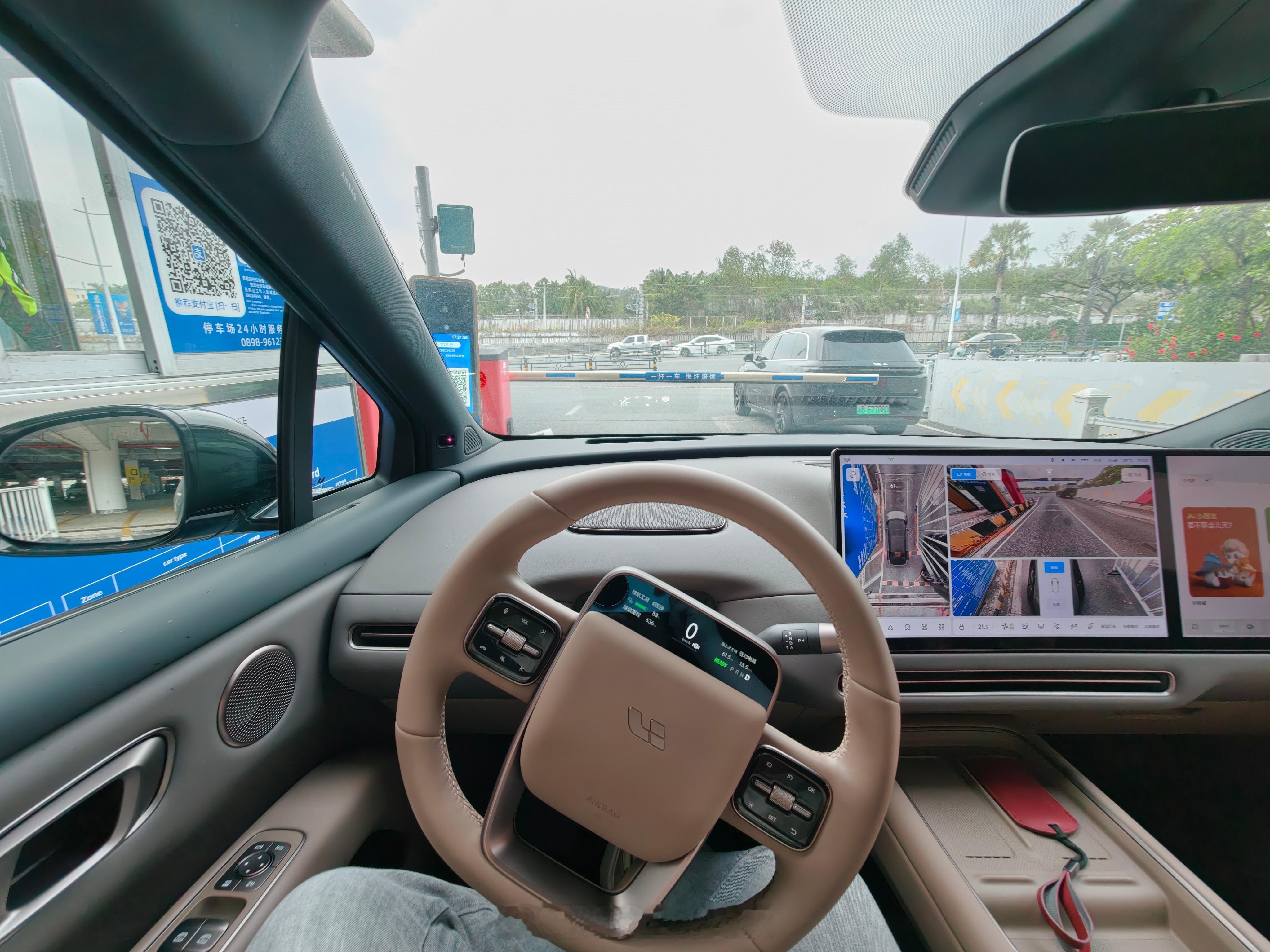 出来玩，还是租一个理想好这一次租了一台理想i6，完全不用担心租车公司这车是标准版