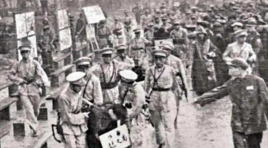 井冈山和林彪搭档，领600人投降国民党，新中国成立后混进民政厅1949年8月