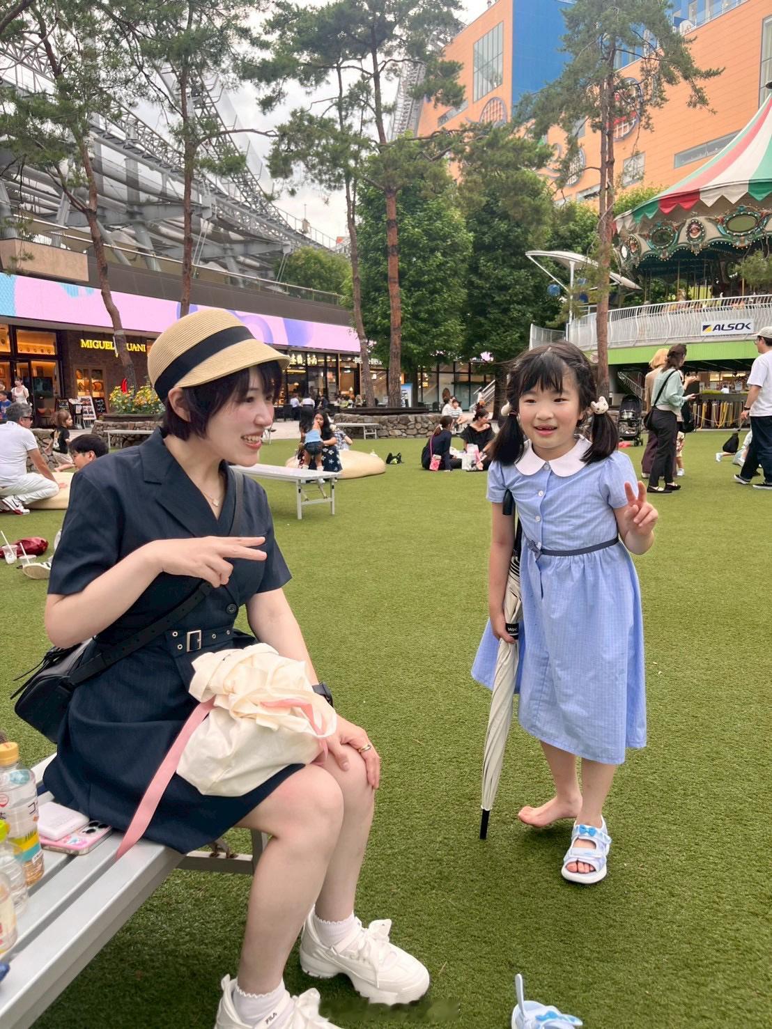 日本入给我拍的抓拍。又难看又好看的。