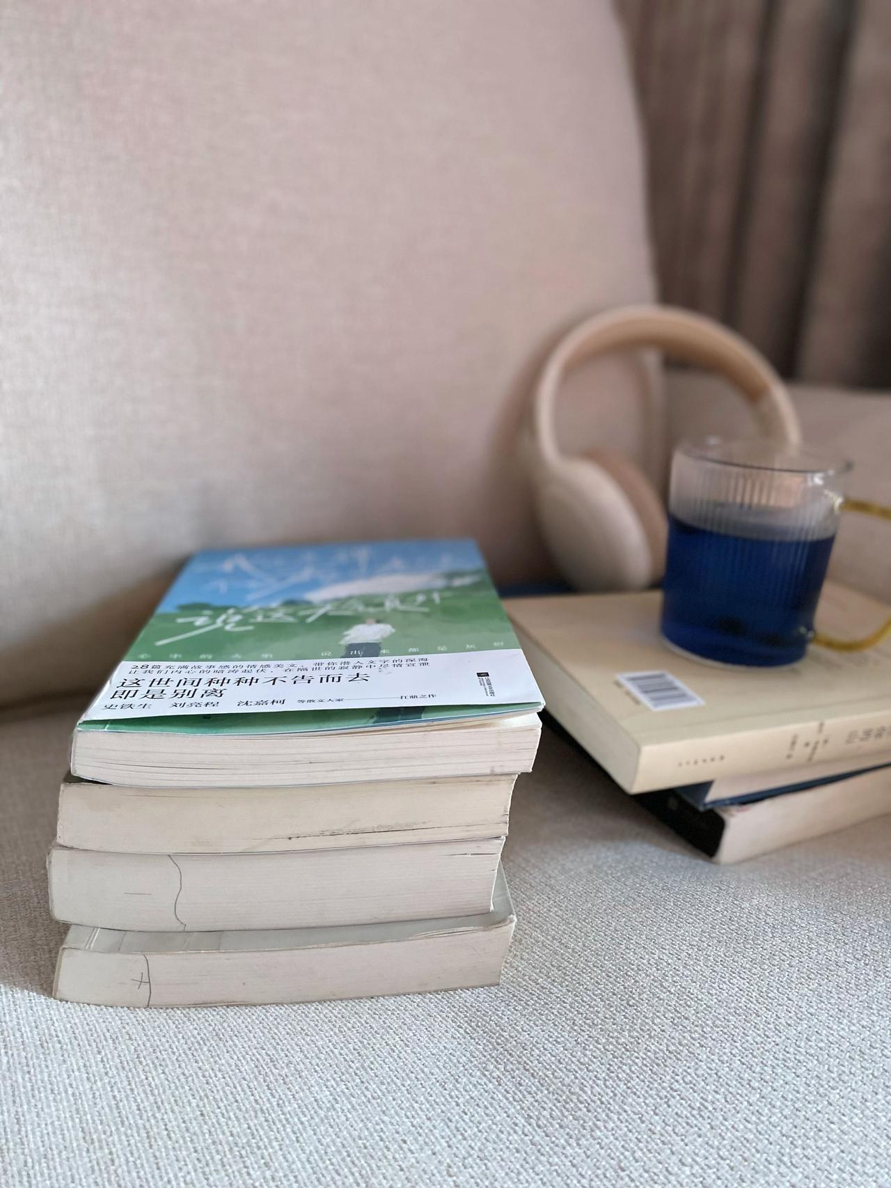 性不是爱拥抱不是爱约会不是爱二十四小时聊天也不是爱真正的爱是极