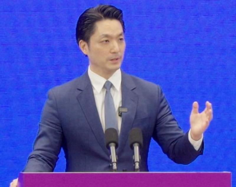 不出所料！蒋万安再次否认自己是中国人！10月9日上午蒋万安做客唐湘龙的专访节目时
