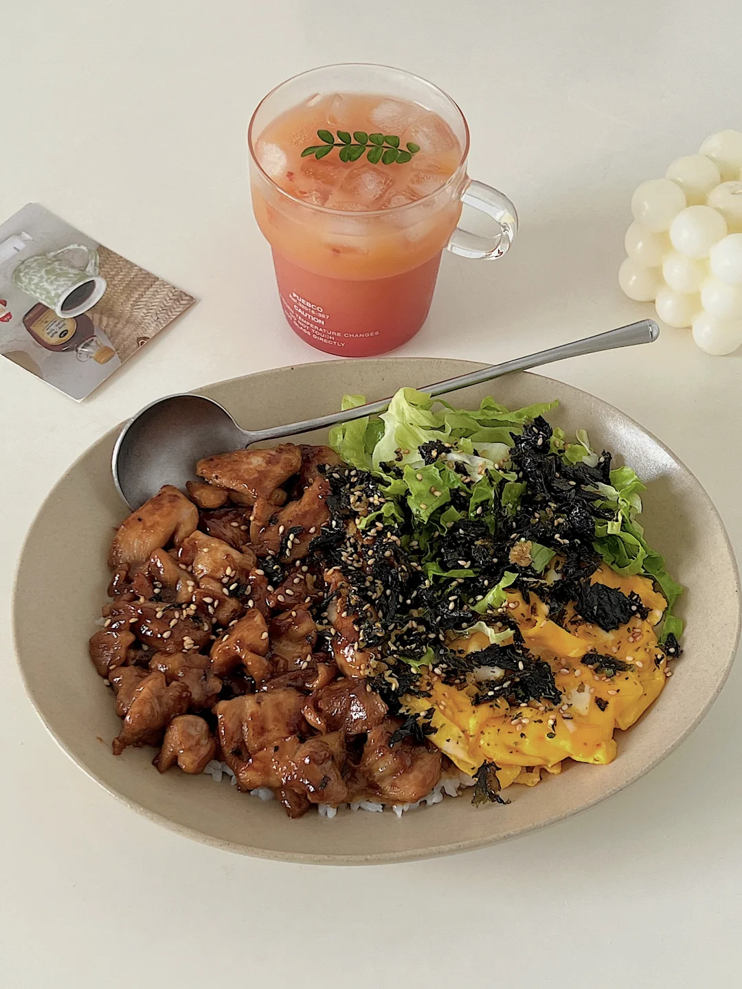 普通人的减脂餐-鸡肉生菜滑蛋盖饭🍱