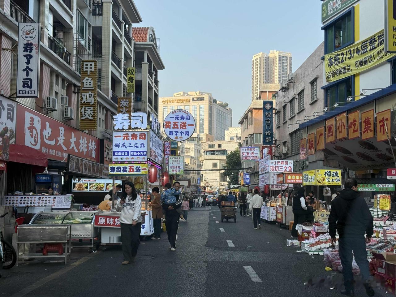 都说东莞没人了，其实别的城市也这么说，深圳，广州也说少了好多人，那么问题来了，人