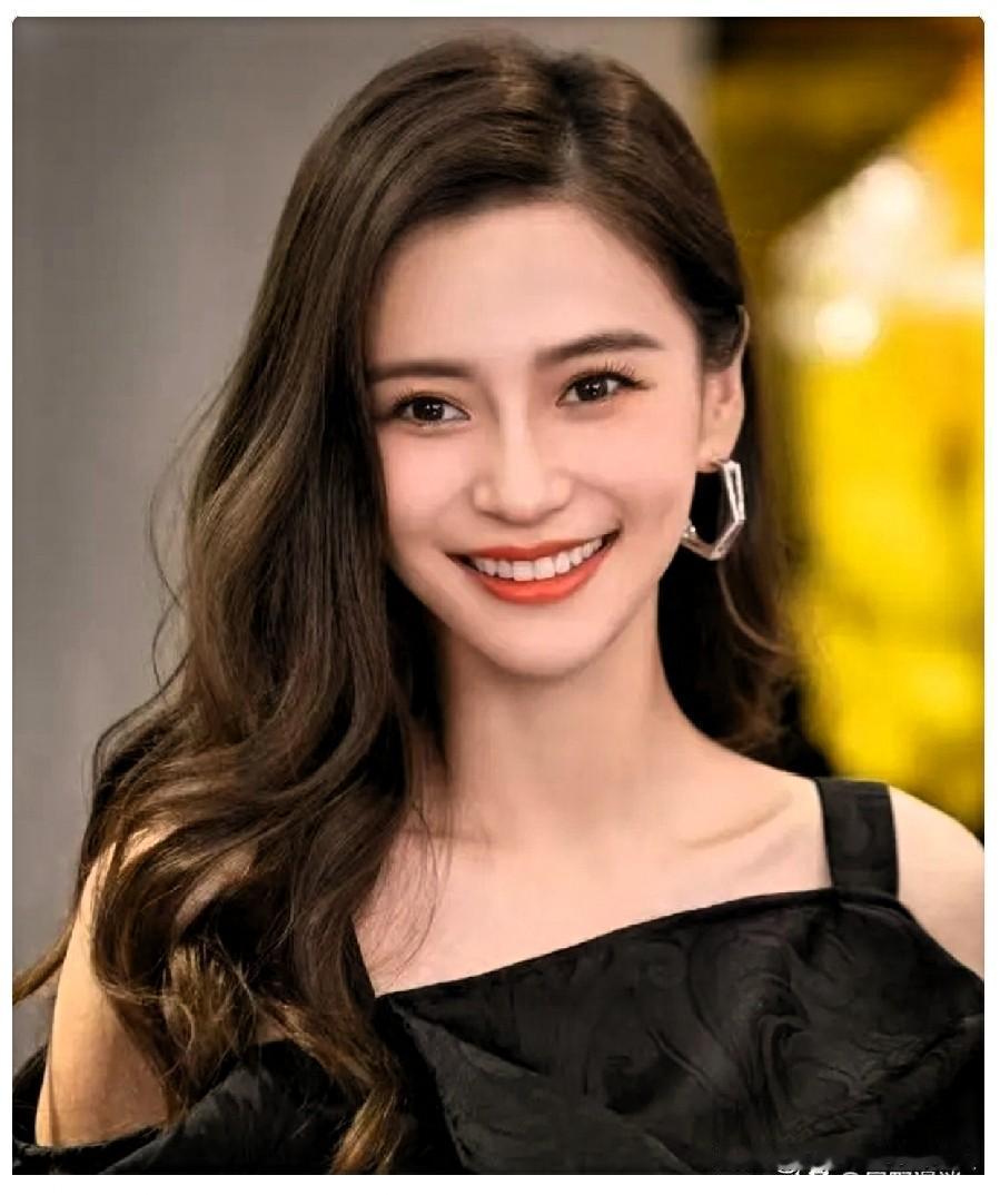 杨颖为什么不再婚？身边其实不乏优质追求者，也不是还惦记黄晓明，而是因为，她自