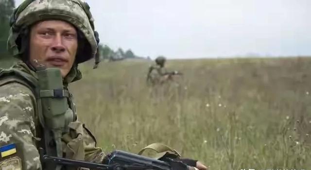 太令人吃惊了！乌克兰司令部下令不留活口，不再接收俄军俘虏，问完话对俄军格杀勿论。