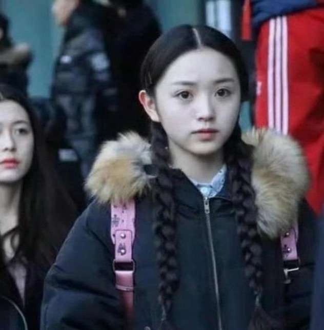 艺考时期的田曦薇，和现在对比变化真大，红气果然能养人​​​