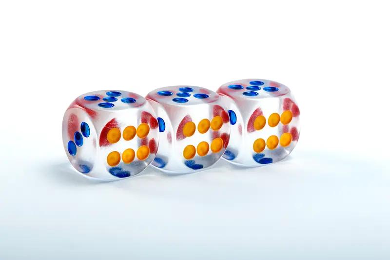 排列三和3D哪个更容易中奖？老彩民给你说透了经常有彩民纠结：排列三和3D看