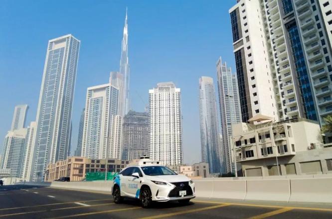【小马智行获得迪拜Robotaxi路测许可，明年实现全无人驾驶商业化服务】9