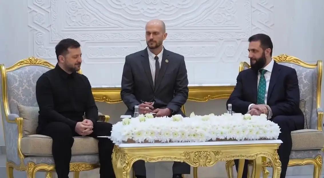 乌克兰总统泽连斯基访问叙利亚，这是叙利亚前总统阿萨德被推翻后，第一个到访的外国总