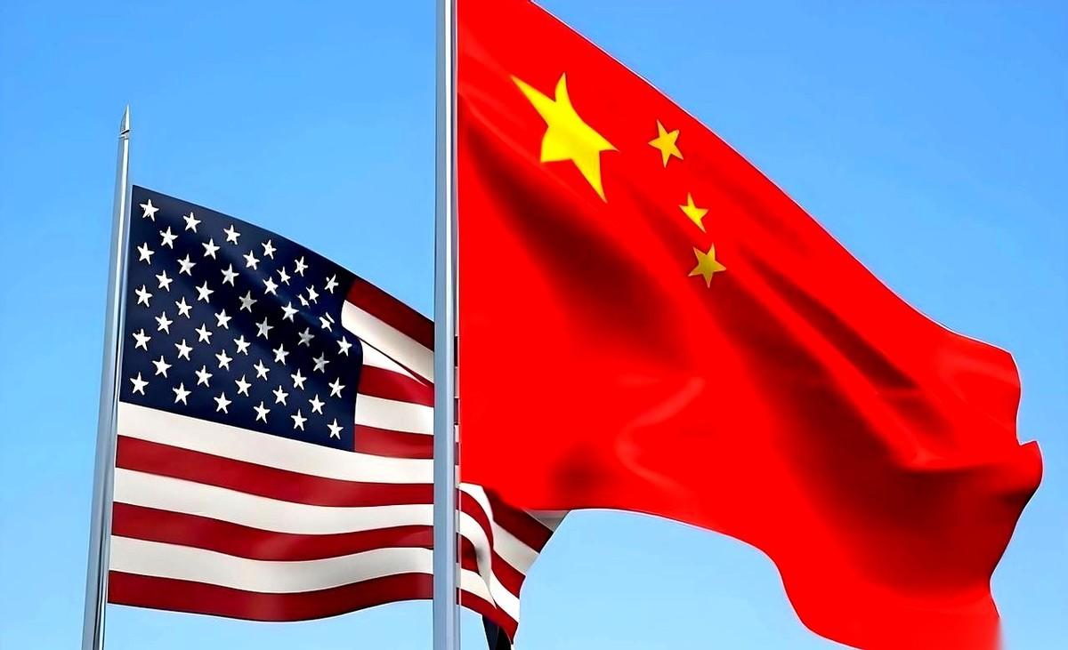 那个疯传的“奥巴马承认没搞定中国，是因为中国没掉进陷阱”，我查了，是假的。但这