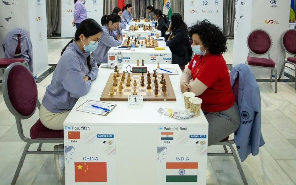 国象女子团体世界杯世界排名第一侯逸凡登场一胜一和2025女子世界团体赛B组