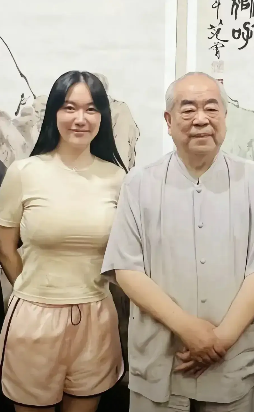 徐萌给所有的女人上了一课！两年的时间，从一无所有到身价几十亿，只因为她嫁对了