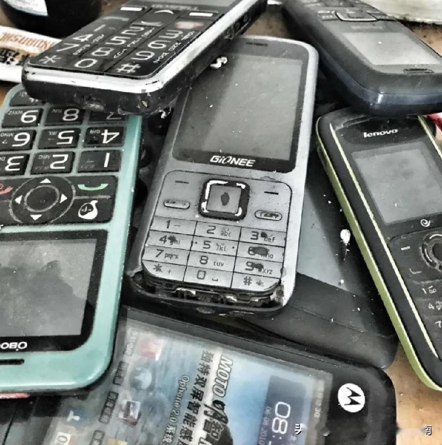 旧手机别再扔了！也别换盆换菜刀，太亏了！家里有旧手机、坏手机的，千万别再