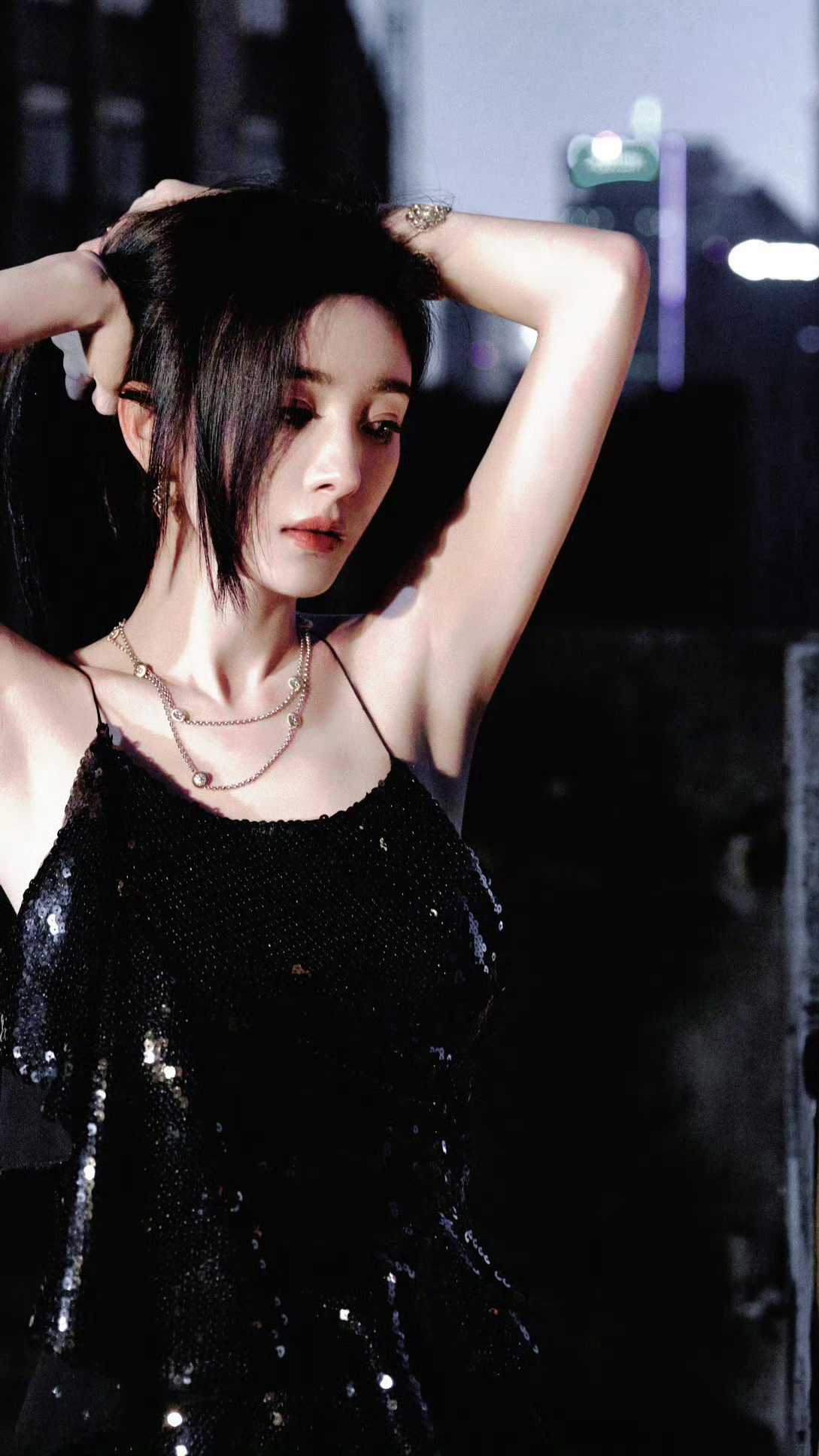 杨幂谢谢大家参加我的四十大寿杨幂优雅且迷人😘​​​