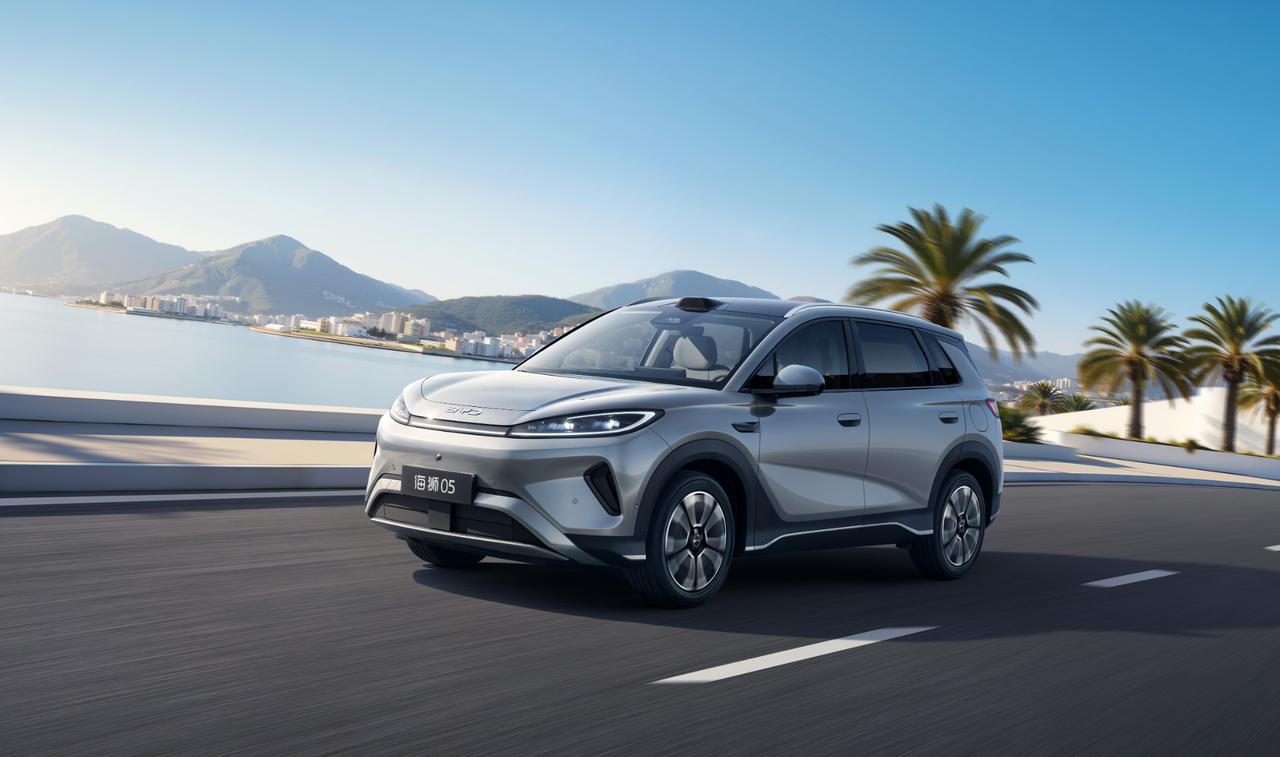 最近几天比亚迪海狮05dmi和宋prodmi飞驰版相继发布，价位又重叠，有的人