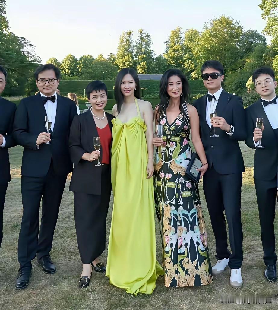 如今，我终于相信了王石说过的那句话：是他高攀了田小姐。虽说外人无从知晓二人当