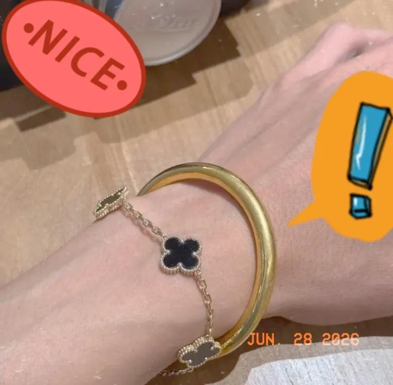 这金价走势，真是让人看不懂。6月28号，我看中一只40克的镯子，算下来大概4