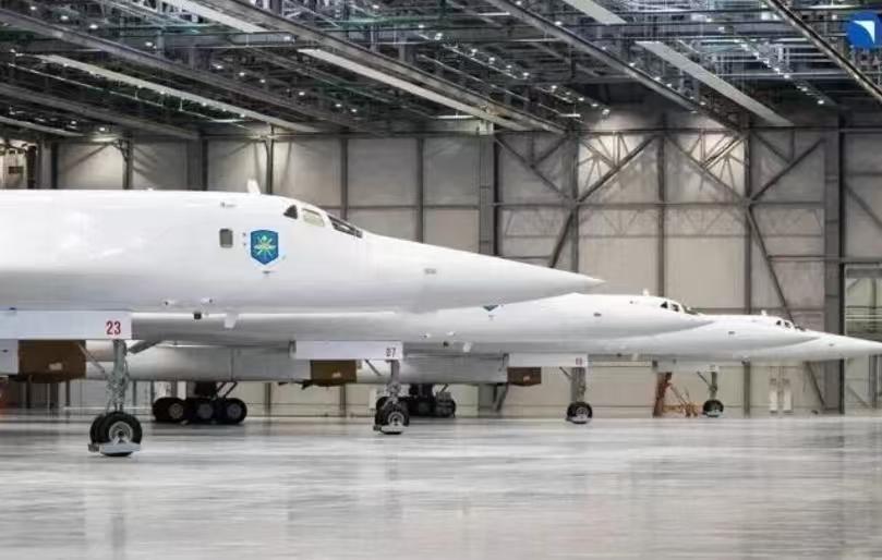 乌克兰真的应感恩俄罗斯，打了四年了，俄罗斯其实还没下重手，很多大杀器都没使用！消