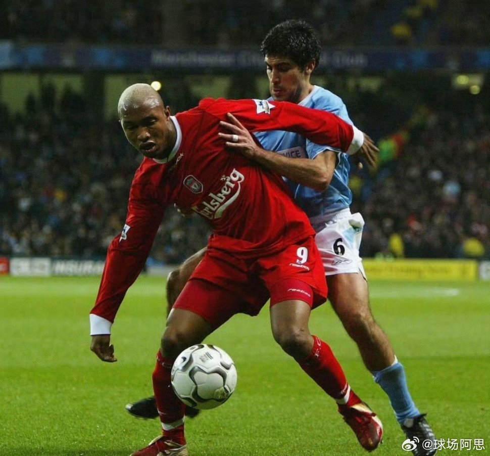 前利物浦球星迪乌夫拒付1.4万镑抚养费，面临塞内加尔牢狱之灾据《太阳报》报道