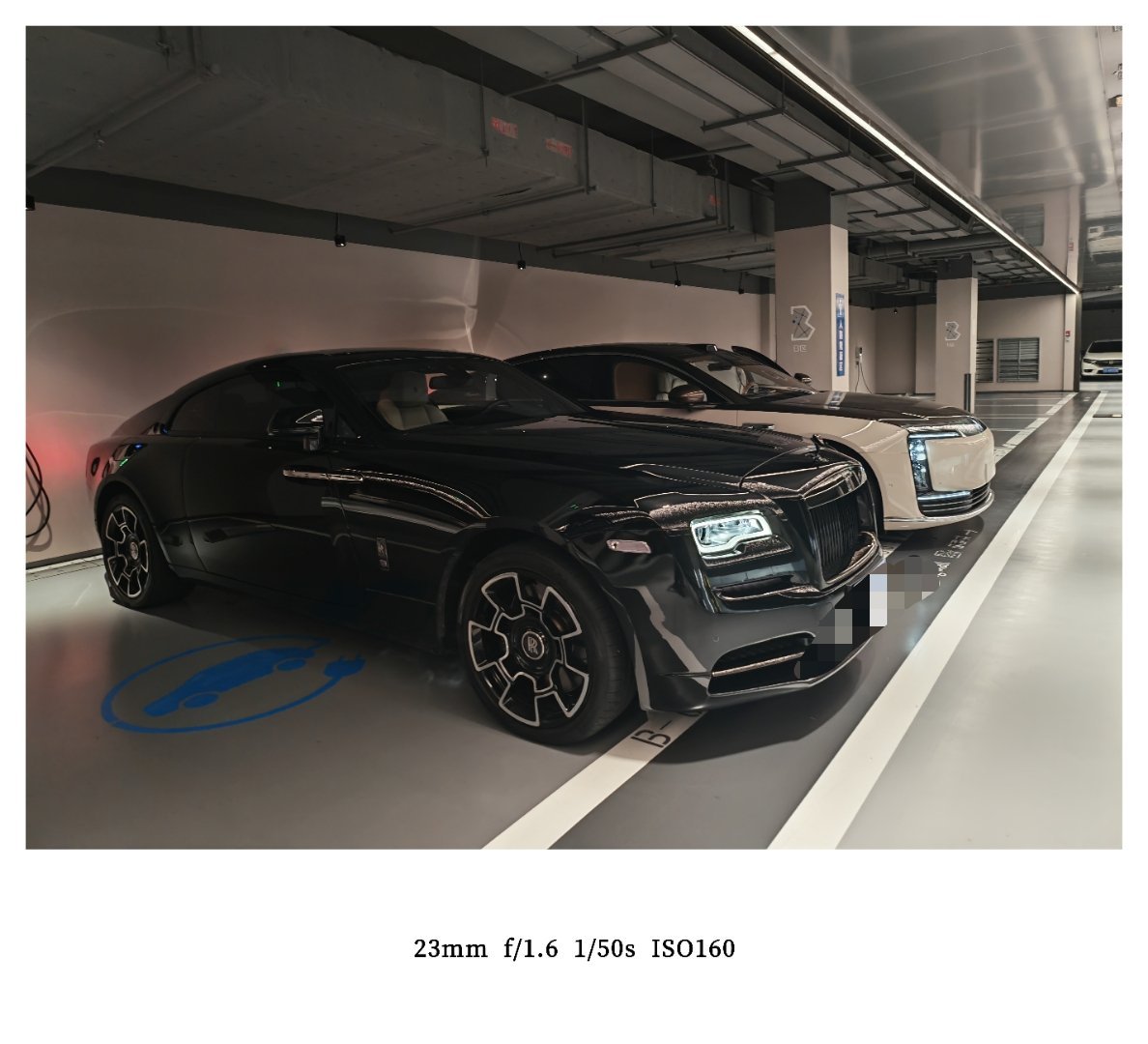 今天我同学作为劳斯莱斯车主，同时也是迈巴赫车主，试了尊界S800之后，问我S80