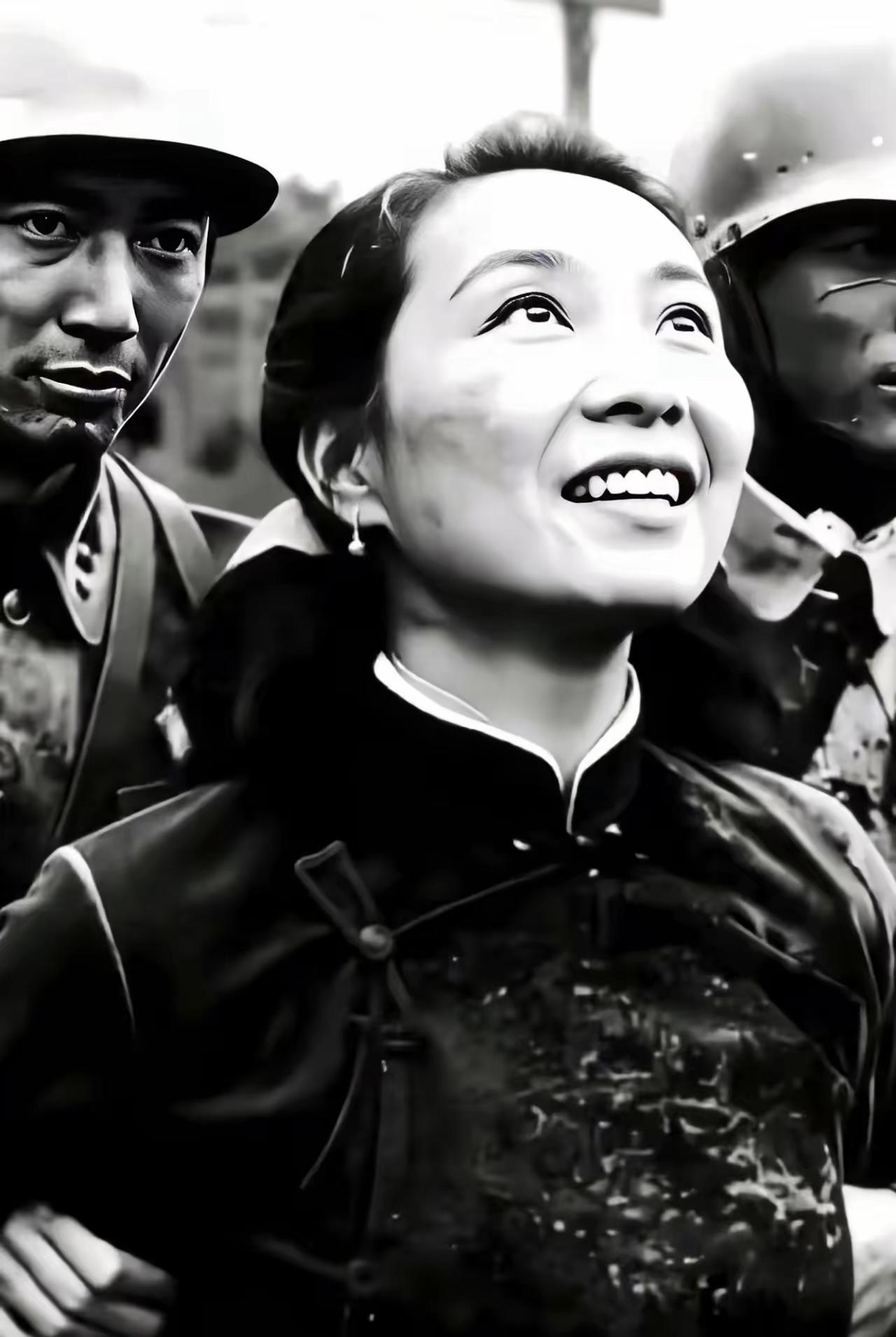 富家千金甘愿以身殉国，如今很少有人读懂这份赤诚没想到当年在上海滩坐拥三家商