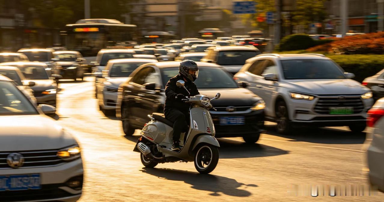 2026年摩托通勤黄金排量：150cc。理由：百公里油耗2.3L，动力从容（60