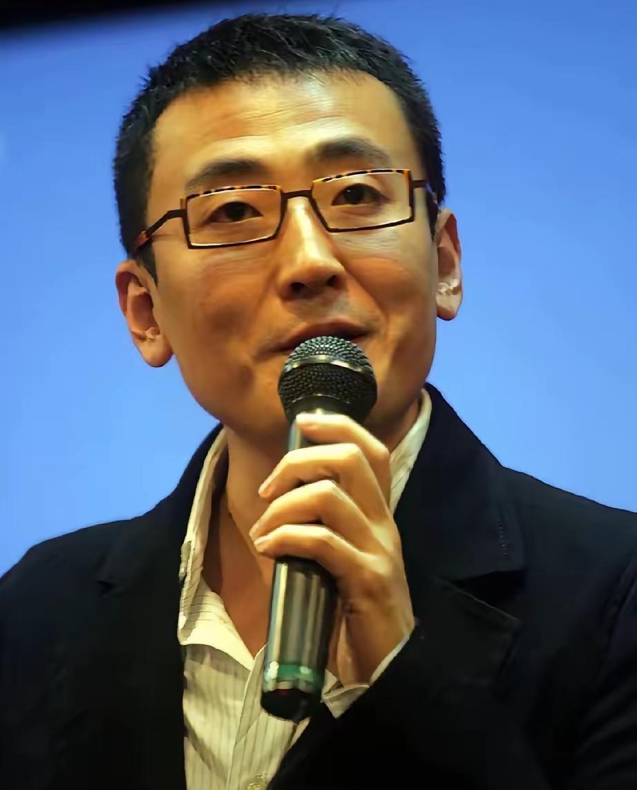 “只要你亲自伺候过屎尿屁失禁的老人，哪怕仅仅两个月，你就会看穿这世间最大的谎言：