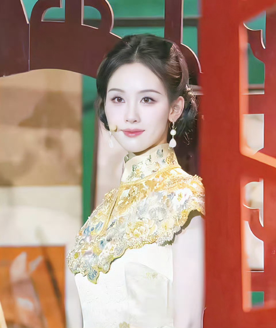 陈都灵美成这样，所以她做什么都是对的