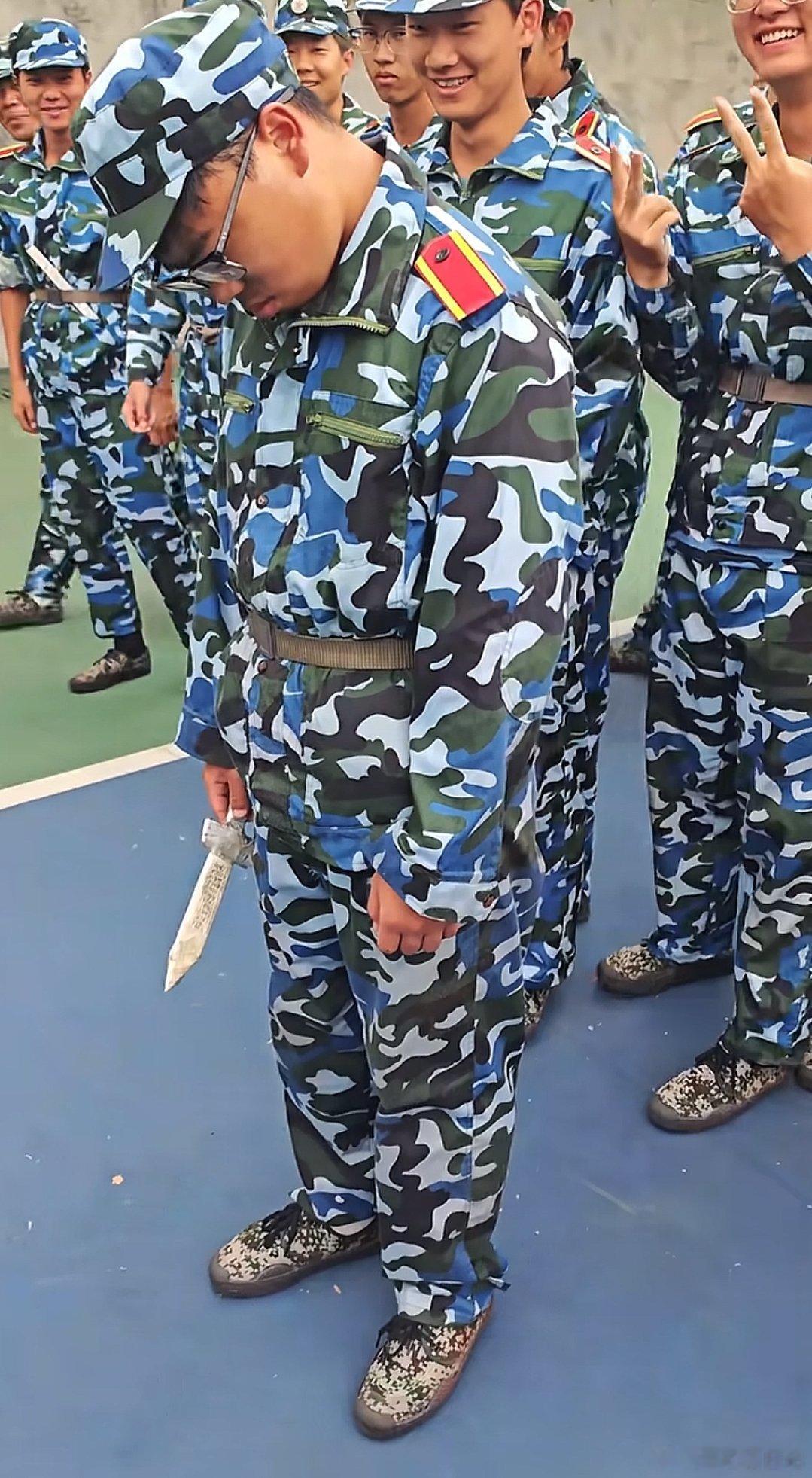 网友真的是什么图都能找到​​​