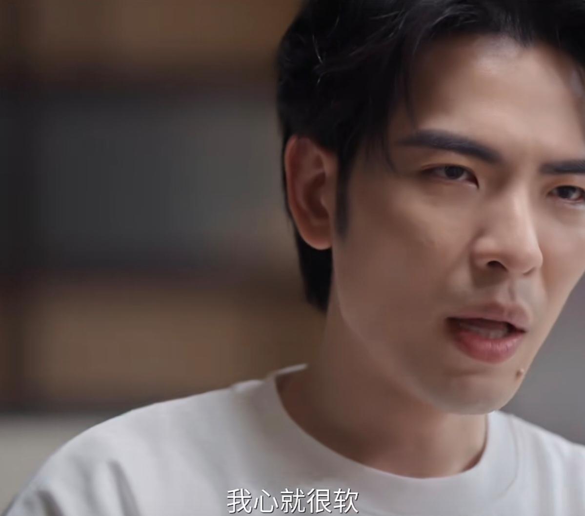 萧敬腾:“我心就很软，老是想到我妈妈沮丧的样子，老是想到我奶奶辛苦的样子，爸爸生