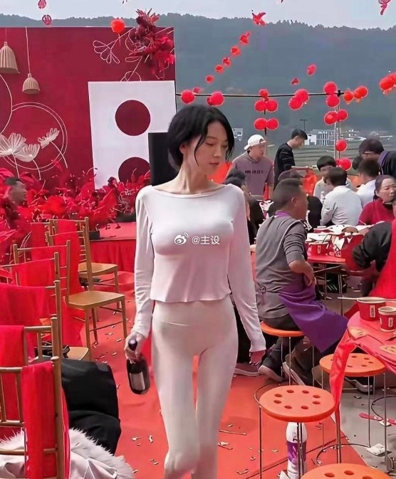 搞不懂，这种衣服怎么流行起来的？