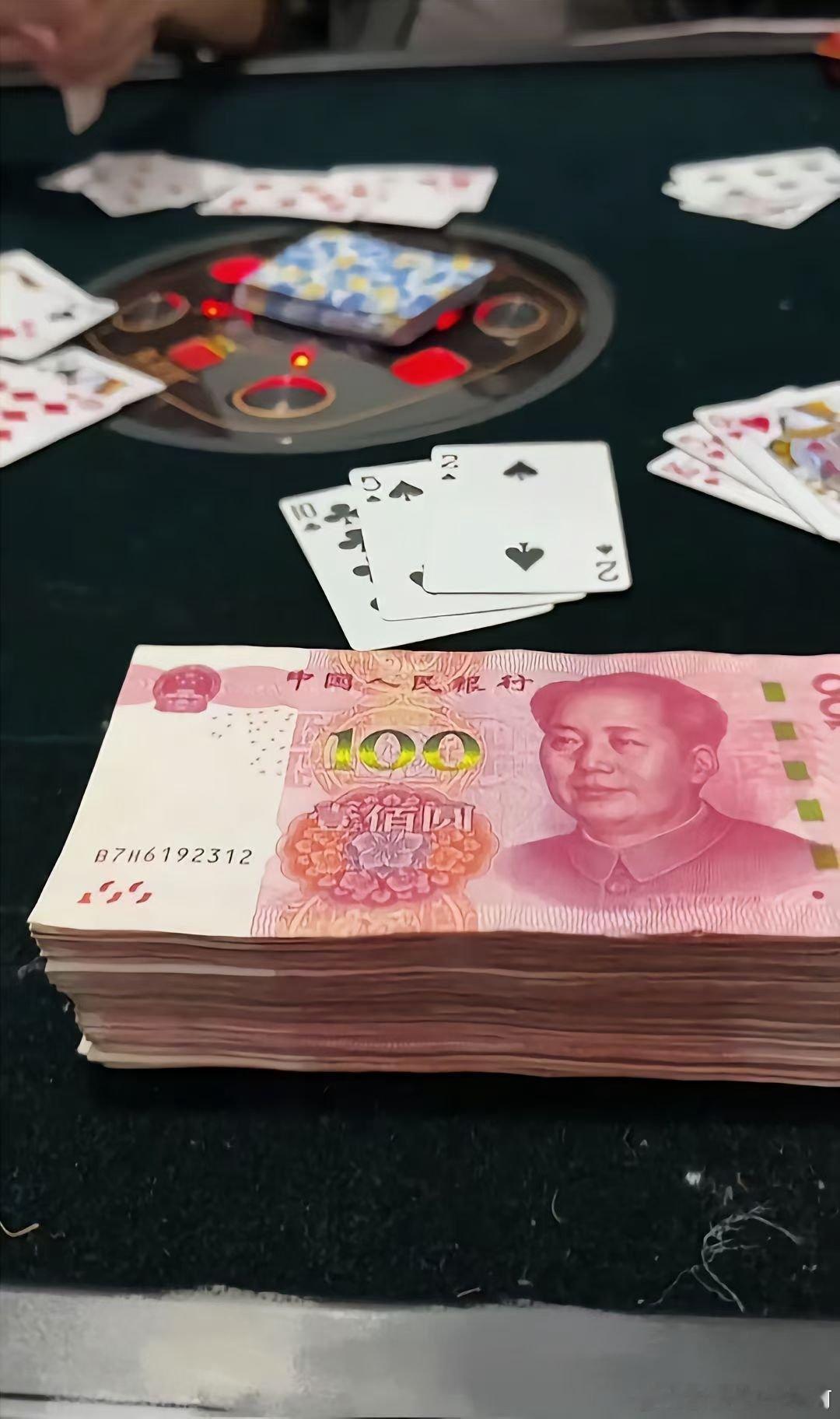 初四大胆坐庄，初五背井离乡