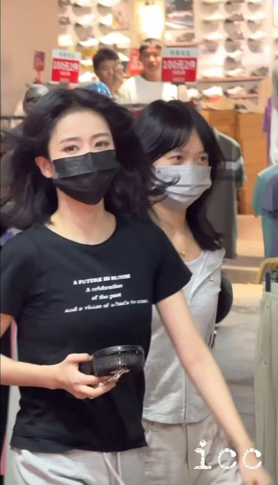 好吧，于正直播间说了不要再问他女主是谁了，你们猜的对！那就期待白鹿生