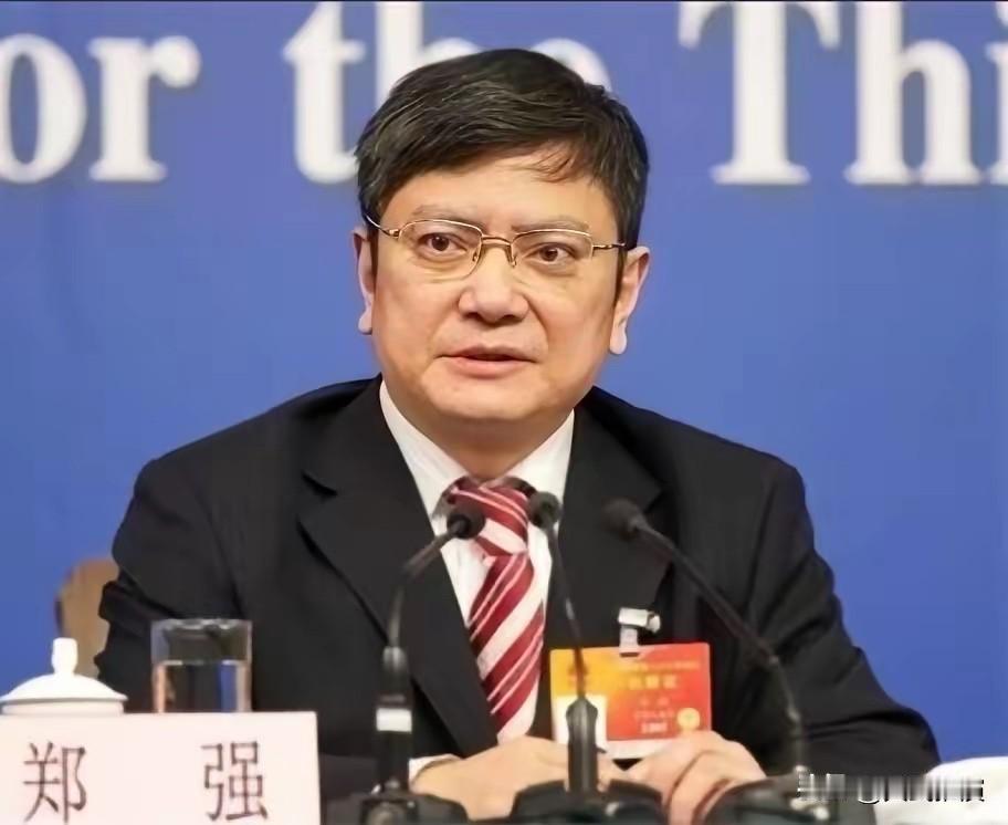 郑强教授，再次语出惊人！郑强教授一句话点醒所有人，AI发展不能只顾着高科技，