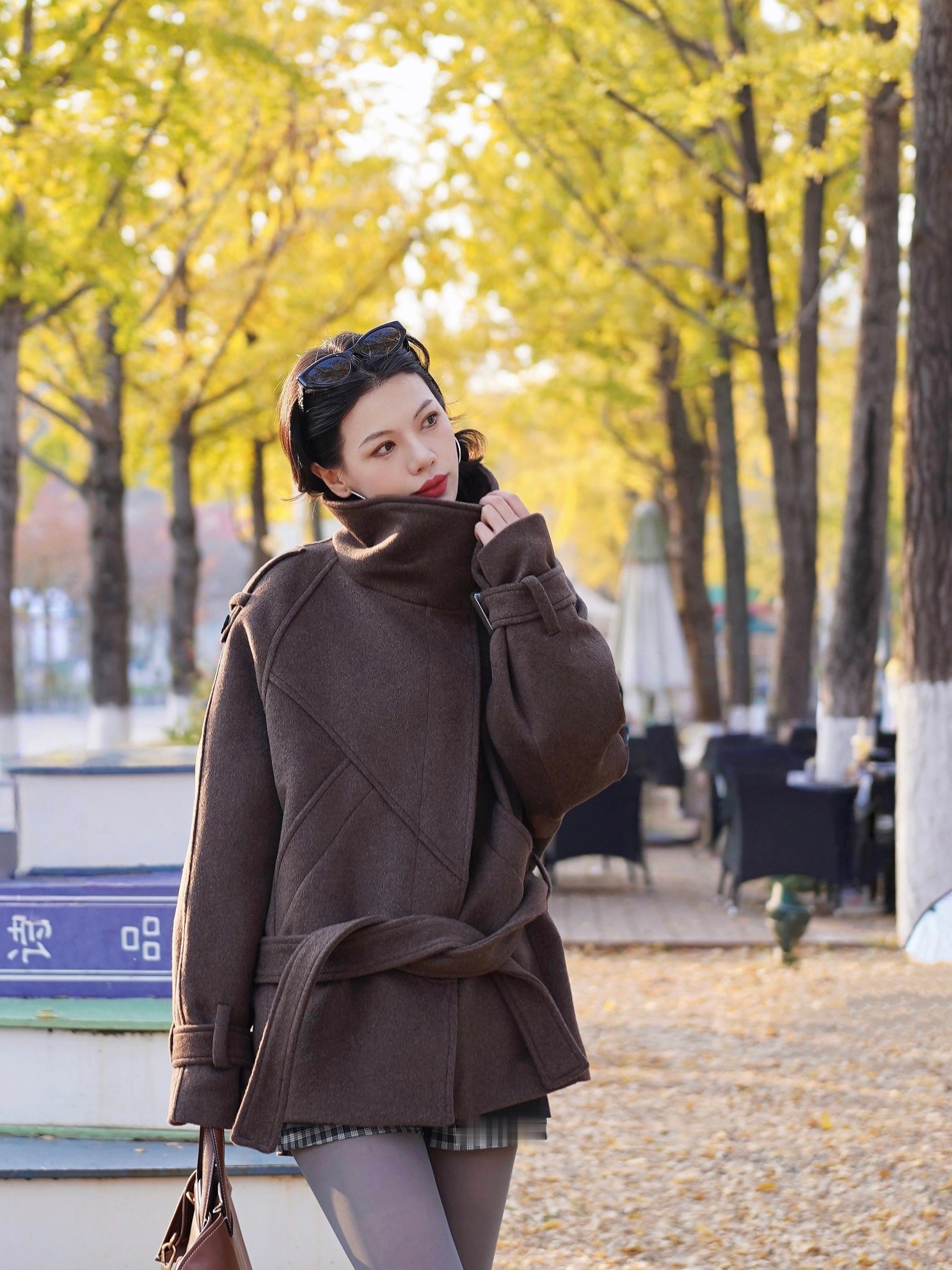 东逛西逛晒晒太阳🍂今天穿什么