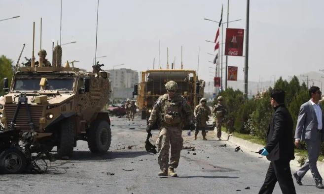 为什么大多数发达国家都不敢赶走美军基地？这不是畏惧，也不是无能，而是利益算得清清