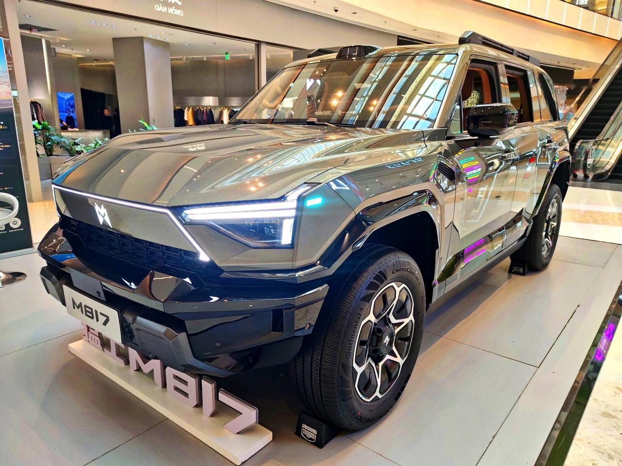 华为乾崑《猛士M817》新车2026年4月20日，猛士M817春季焕新版上