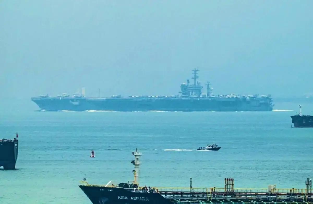 美军双航母压境南海？解放军数百枚导弹早已严阵以待！