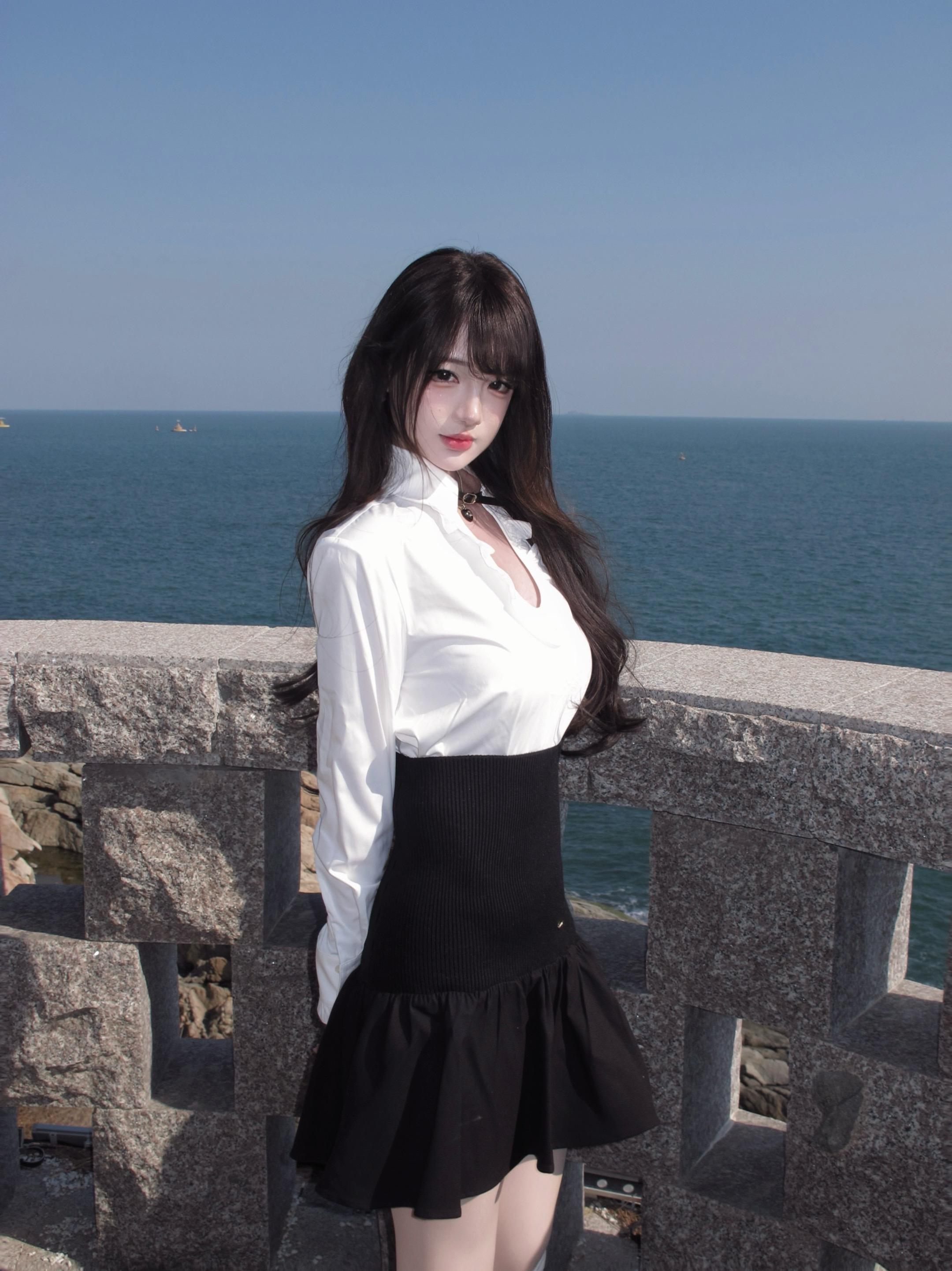 有一天 我用你对待我的方式对待你 好奇怪 你居然生气了