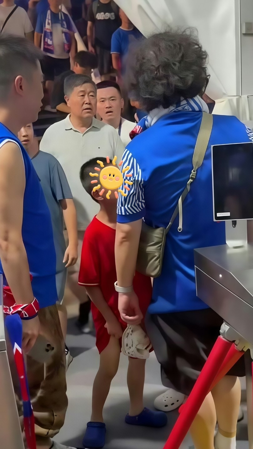 武磊官博发文寻人艹，