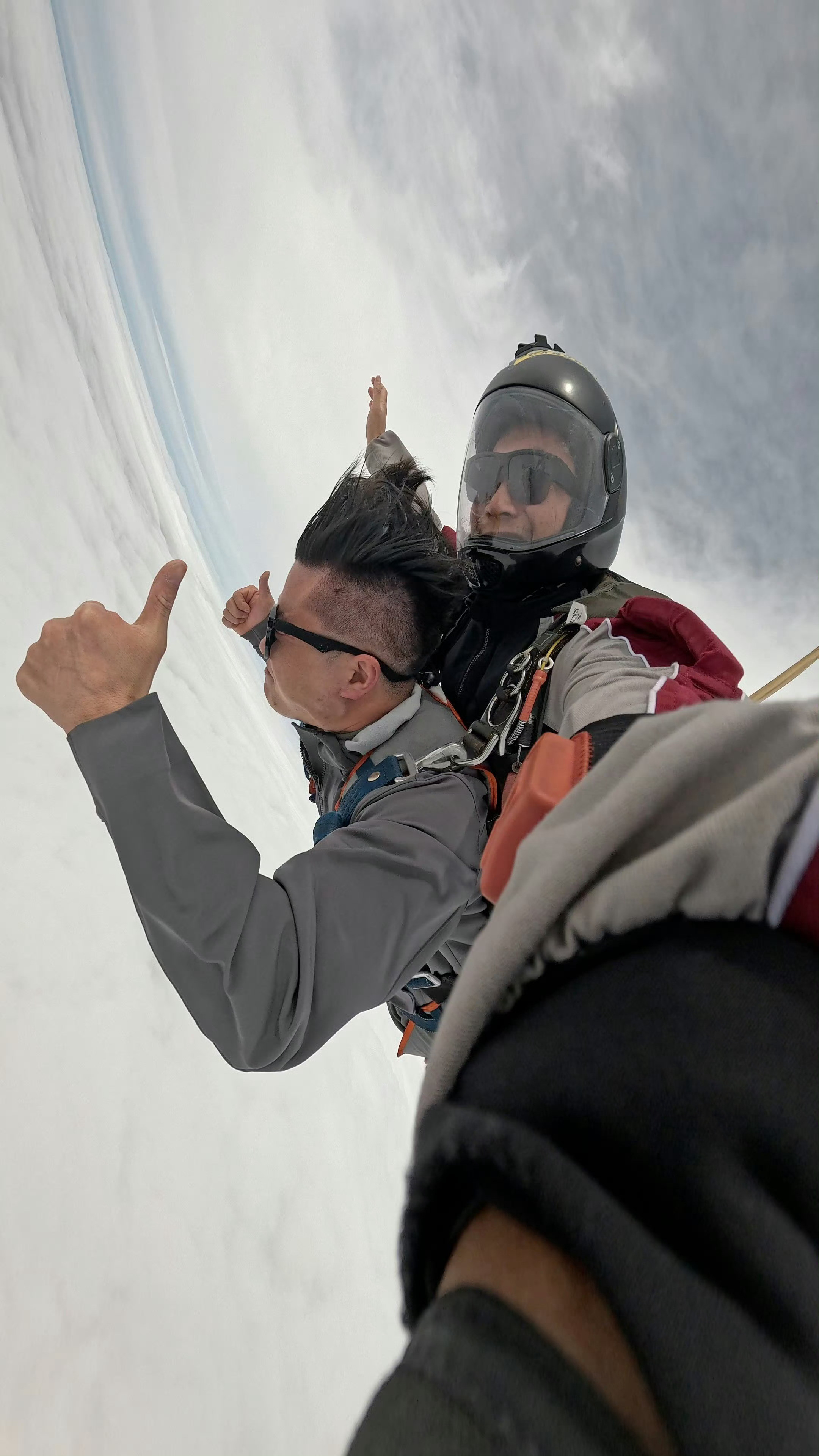 听过最有用的一句话；100%的死亡率你还在焦虑个锤子！我要体验不同的生活、不要