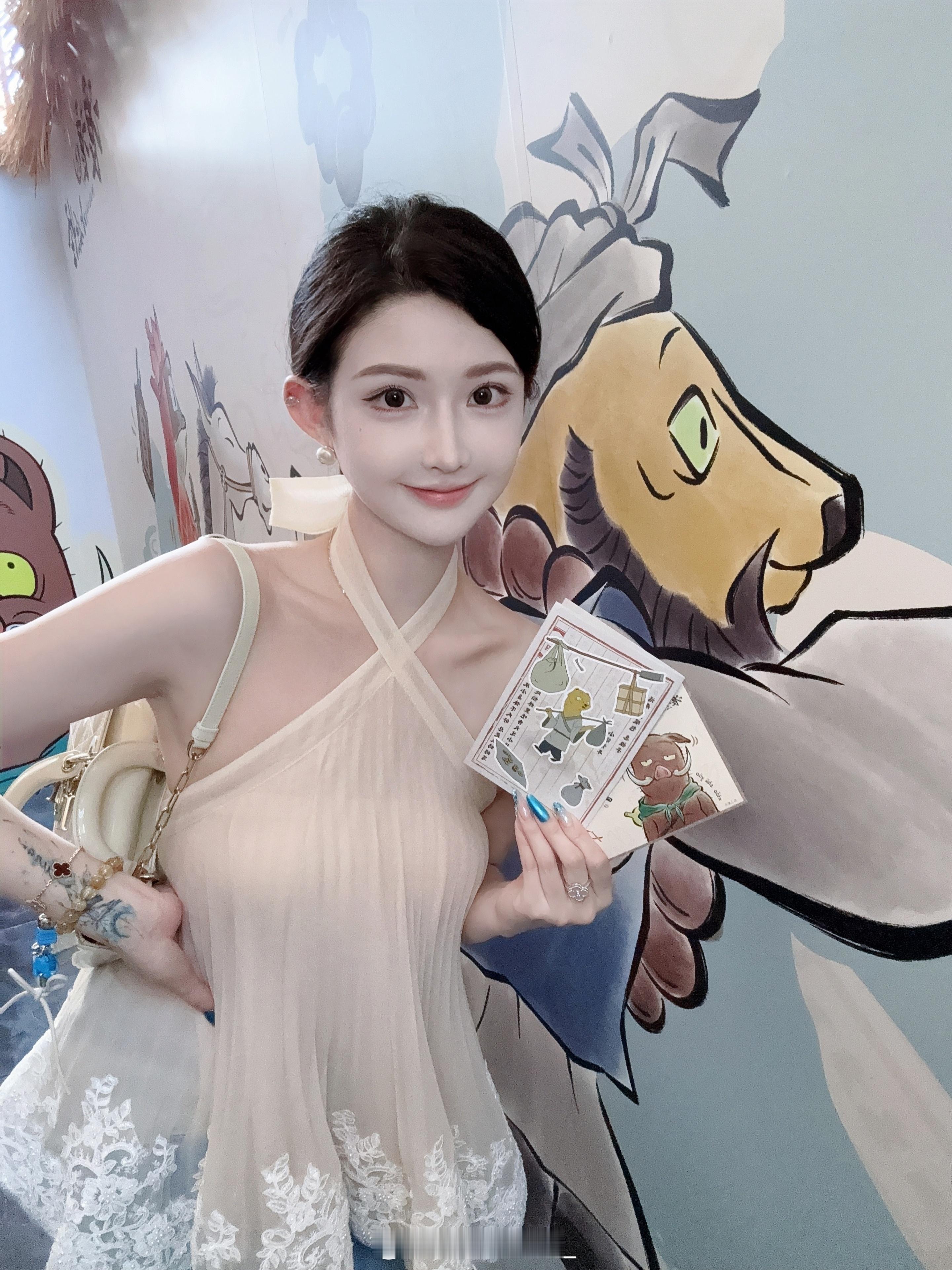 可爱的露哥日常穿搭露兒大魔王​​​
