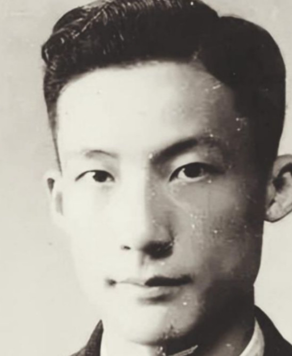 1949年，毛人凤下令处决朱君友，可朱君友被带出牢房后却发现，负责押他上刑场的2