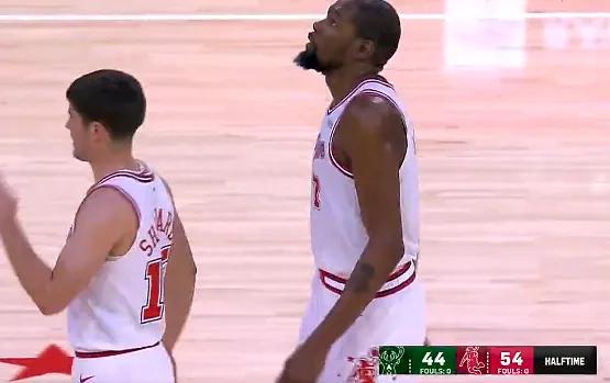 跟腱断裂过，年龄37岁，本赛季杜兰特场均上场时间排名联盟第三，总上场时间排名第二