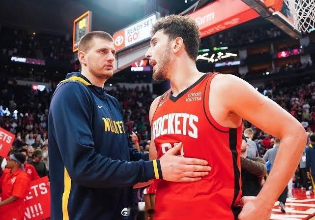 约基奇生涯第5年:19.9分9.7篮板7助攻申京生涯第5年:22.2分8.4