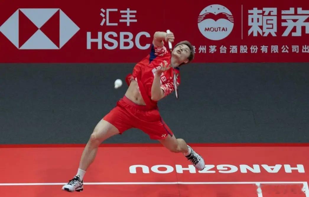 刚在杭州现场的线人朋友告诉我：总决赛夺冠全靠“挑对手”，世界第一是故意输的。他说